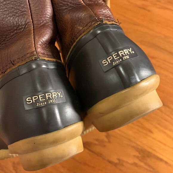 Sperry Size 9 women's waterproof rubber boot with thinsulate lined like new - Picture 5 of 12